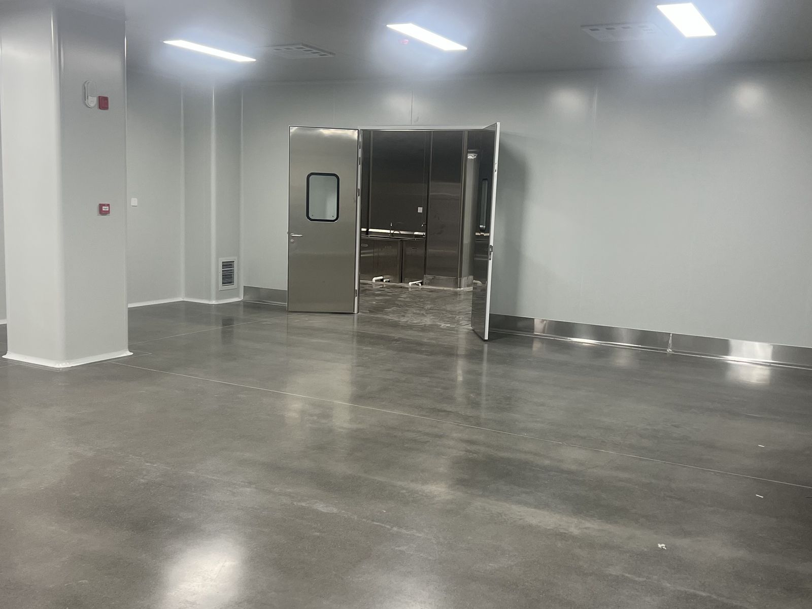 臻味源食品車間凈化板工程案例